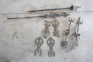lot 234 image: Wind Vane Parts