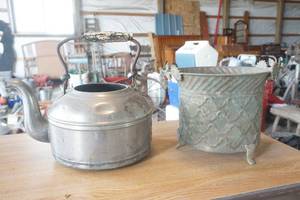 lot 237 image: Old Planters