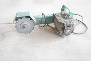 lot 238 image: Electric grinder polisher