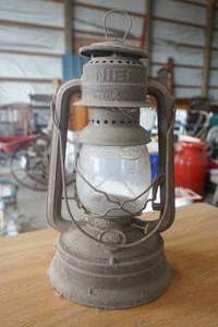 lot 286 image: Vintage Lantern