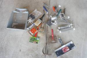 lot 301 image: Painters tools and supplies