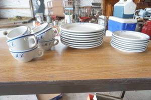 lot 308 image: Sterling China Plate Set wcoffee cups