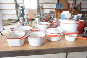 lot 309 image: Vintage Enamel Cookware Set