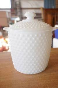 lot 370 image: Hob Nail Milk Glass Cookie Jar