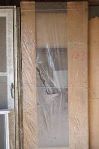 lot 415 image: New Brown Storm door