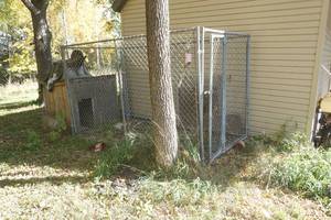 lot 420 image: dog kennel panels