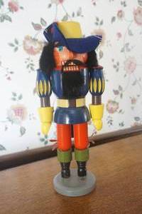 lot 430 image: Vintage Nutcracker
