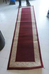 lot 510 image: Rug set