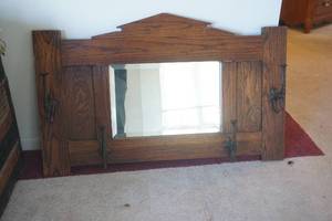 lot 517 image: Wood Mirror Coat Rack