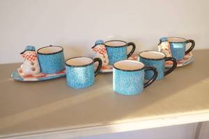 lot 549 image: Coffee Mugs Christmas set