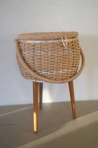 lot 550 image: Sewing Basket