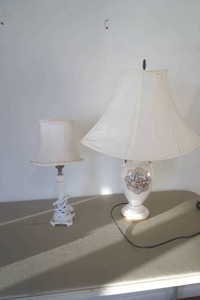 lot 554 image: Table Lamps