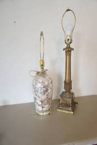 lot 567 image: Lamps