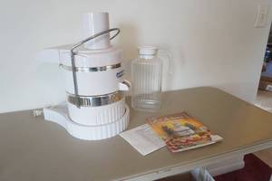 lot 609 image: Jack Lalamms Power Juicer