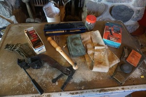 lot 786 image: Ammo-gun cleaning kit-knife sharpener