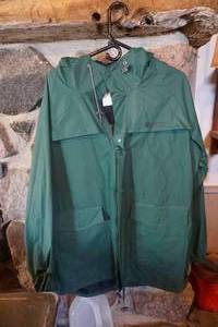 lot 800 image: Rain Jacket Columbia mens large