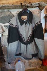 lot 801 image: Cripple Creak mens extra large