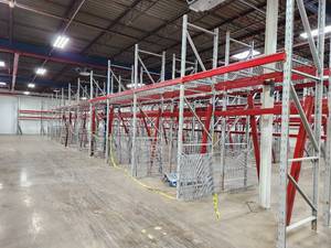 Pallet Racking - Uprights (11), Cross Beams (40), Grates (40)