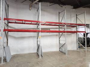 Pallet Racking - Uprights (4), Cross Beams (12), Grates (12)