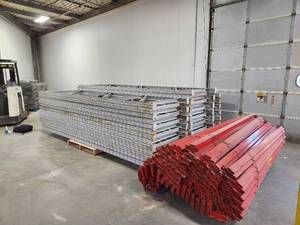 Pallet Racking - Uprights (13), Cross Beams (48), Grates (48)