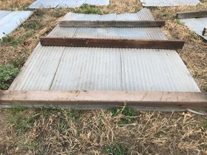 411 x 8 Old Style Tin wStuds
