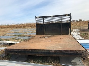 10 Truck Bed wHeadache Rack