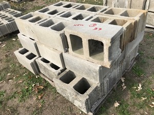 10 Concrete Blocks (Mostly new, Lot of 70)