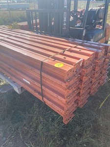 lot 20 image: 49pcs 4.5 Horizontal Beams 108 Long
