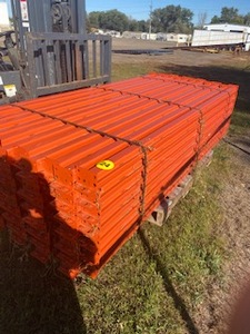 lot 24 image: 84pcs 3 Horizontal Beams 96 Long