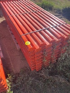 lot 29 image: 84pcs 3 Horizontal Beams 96 Long