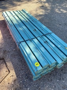 lot 40 image: 14pcs 4.5 Horizontal Beams 108 Long