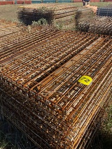 lot 72 image: 50pcs 36x46 Wire Decking