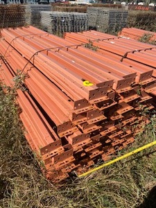 lot 84 image: 50pcs 3.5 Horizontal Beams 108 Long