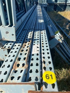 lot 61 image: 4pcs 36 Vertical Uprights 264 Tall