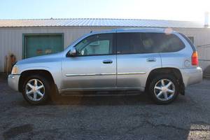 2008 GMC Envoy SLT - 4X4 - 2 OWNERS