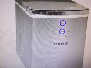 Igloo 33-Lb Ice Maker - Silvertone ...