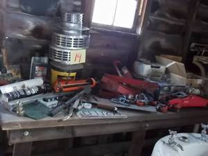 lot 19 image: Wood workbench and all content on t...
