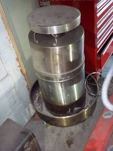 lot 29 image: Orion Cooker turkey fryer with a va...