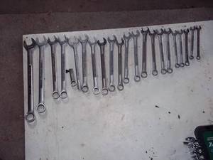 lot 47 image: Huge lot of Assorted Craftsman dual...