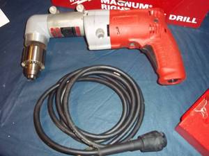 lot 137 image: Heavy duty Milwaukee Magnum 12 ri...