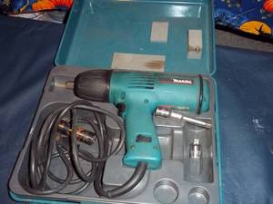lot 139 image: Makita 12 6amp electric impact wr...