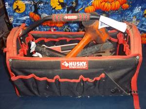 lot 172 image: Husky 19 open-top handled tool box...