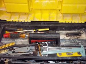 lot 190 image: Stanley 24 plastic toolbox with tr...