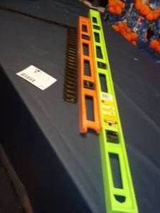 lot 200 image: Lot of assorted Leveling and measur...