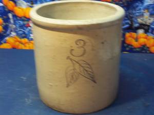 lot 222 image: Vintage Red Wing 3-gallon crock. se...
