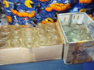 lot 227 image: (2) boxes of assorted quart and pin...