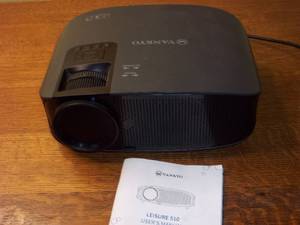 lot 338 image: Vankyo projector...