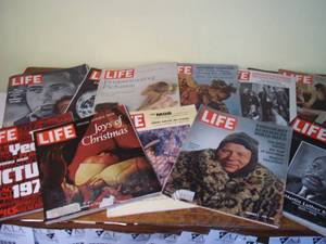 lot 353 image: Lot of vintage Life magazines...