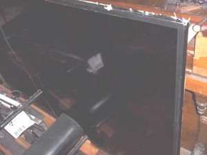 lot 387 image: Huge LG flat screen TV. 70 screen...