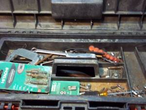 lot 238 image: Rubbermaid 20 plastic toolbox with...